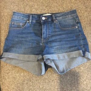 H&M denim mom shorts